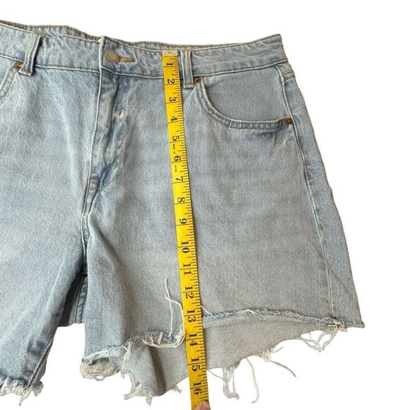 H&M Light Washed Denim High Waist Shorts Size 14 Worn Once - Picture 7 of 13